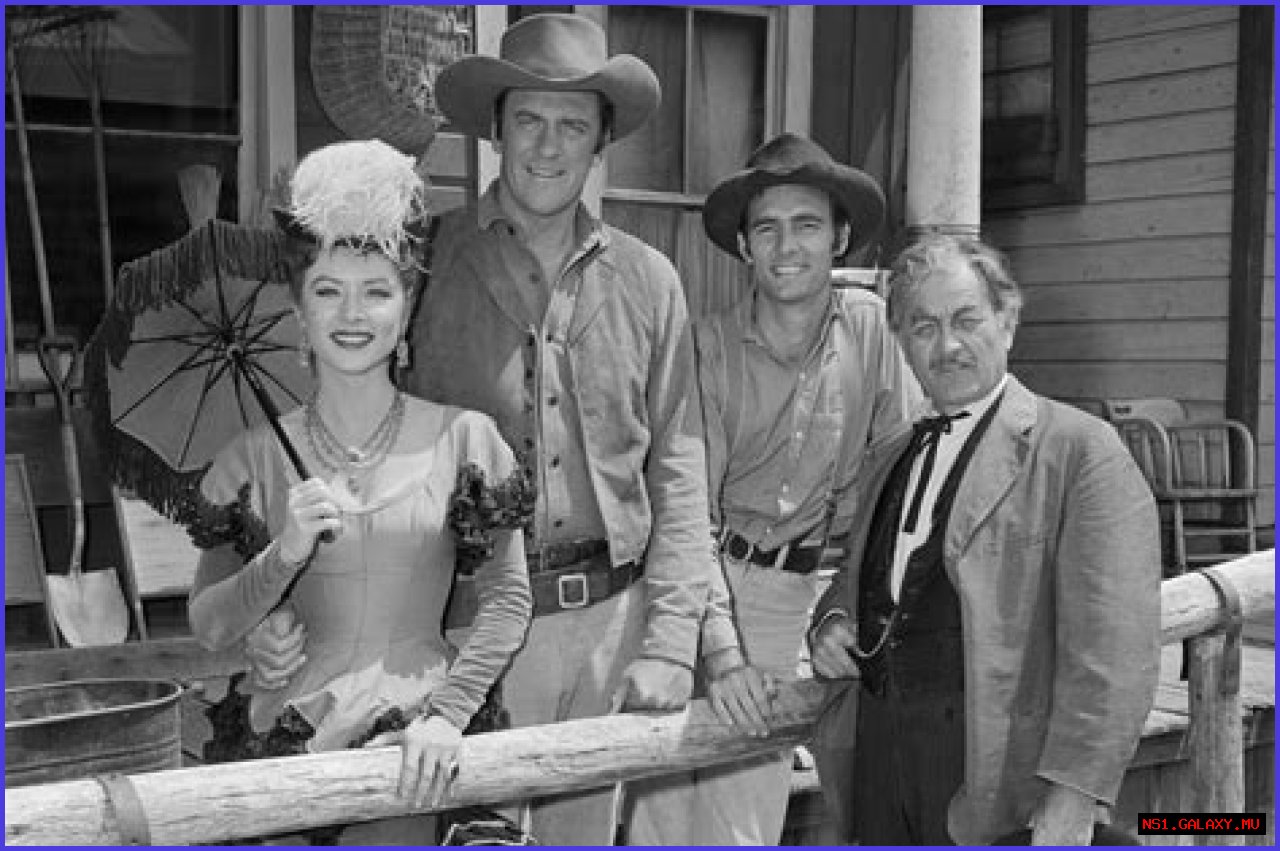 Did James Arness and Dennis Weaver get along?